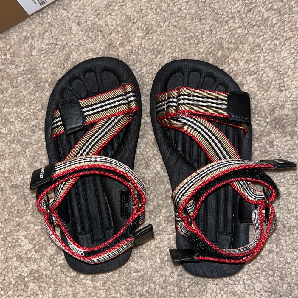 Burberry toddler unisex sandals basically brand new. Comes with box